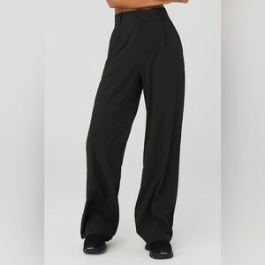 ALO High Waist Dreamscape Trouser (Long) in Black - L